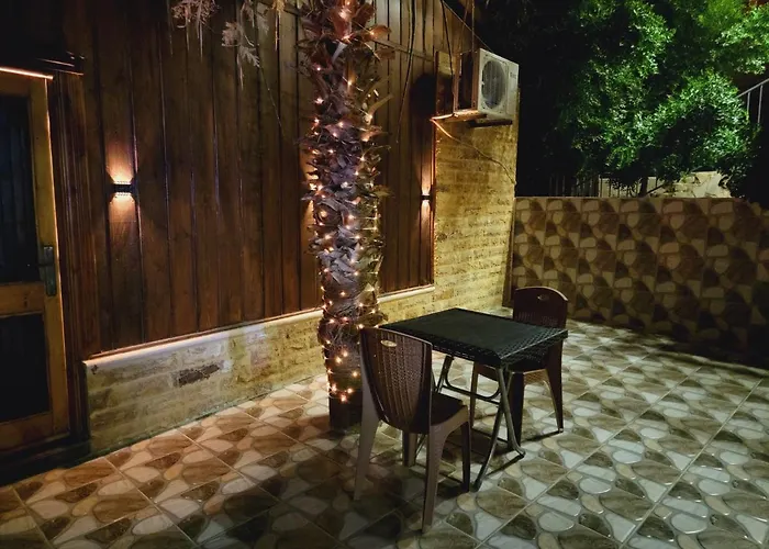 Atoom Lodge